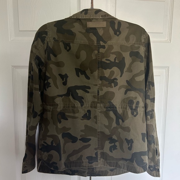 Women’s Camo Jean Jacket - M - EUC - Picture 2 of 3